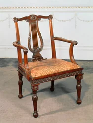 Chaise à dossier lyre sculptée, fournie par Chippendale, 1768